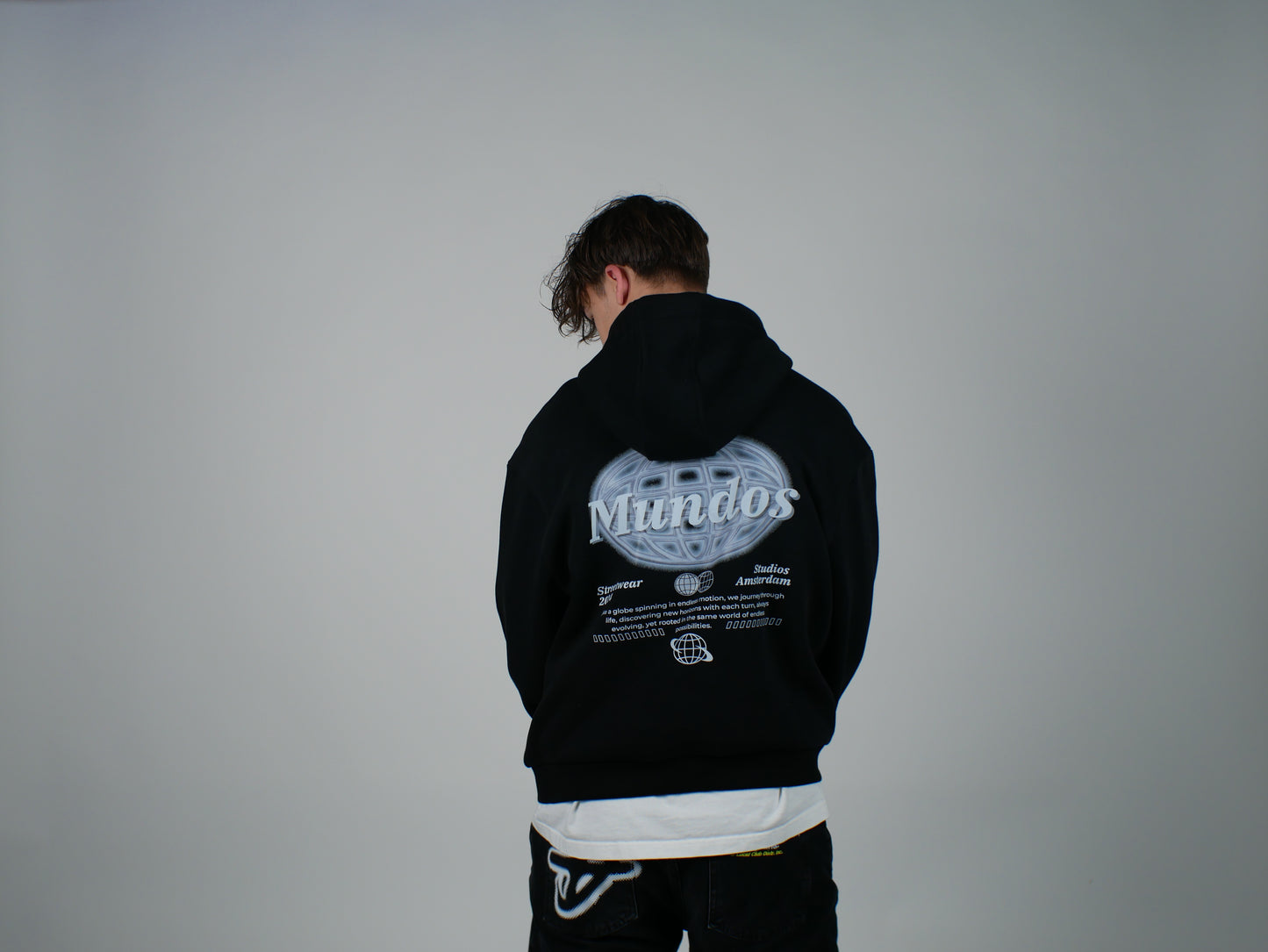 Mundos Globe Hoodie